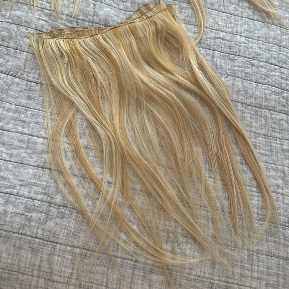 Covet and Mane Hand-Tied Human Hair Extensions - Picture 3 of 7